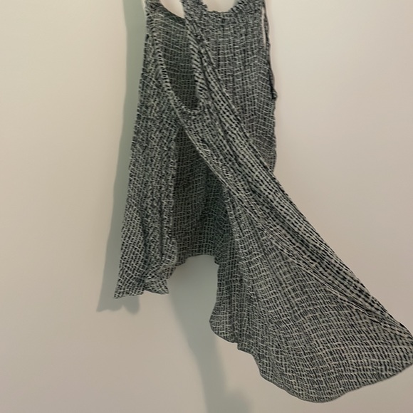 Free People Green and Navy Flowy Split Hem Tank - Picture 2 of 4